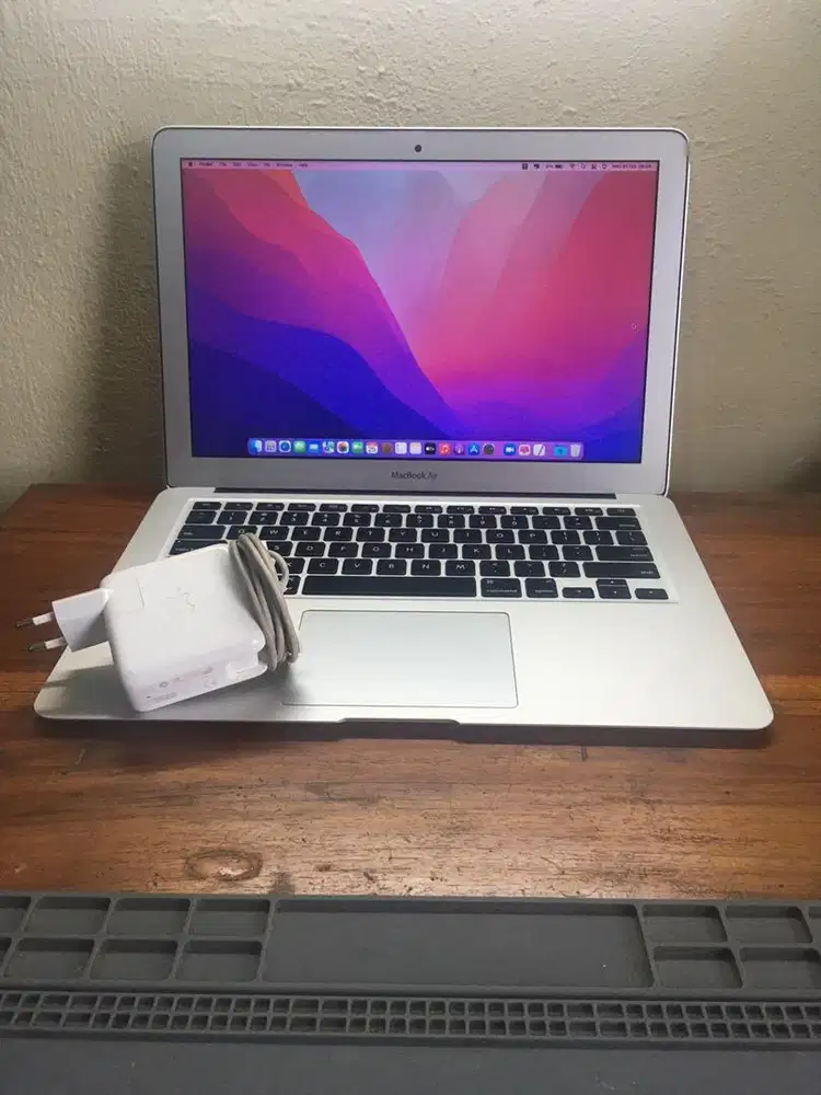 Macbook Air 13 inch 2017 Siap Pakai