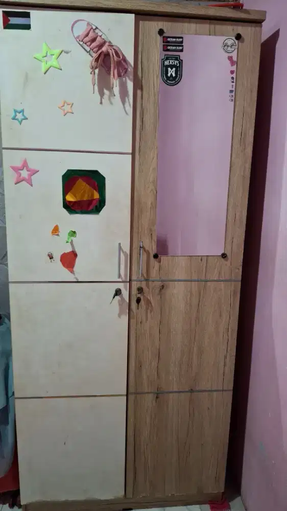Dijual murah lemari 2 pintu