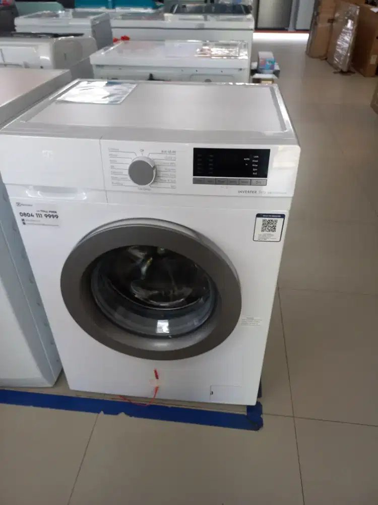 Mesin cuci electrolux