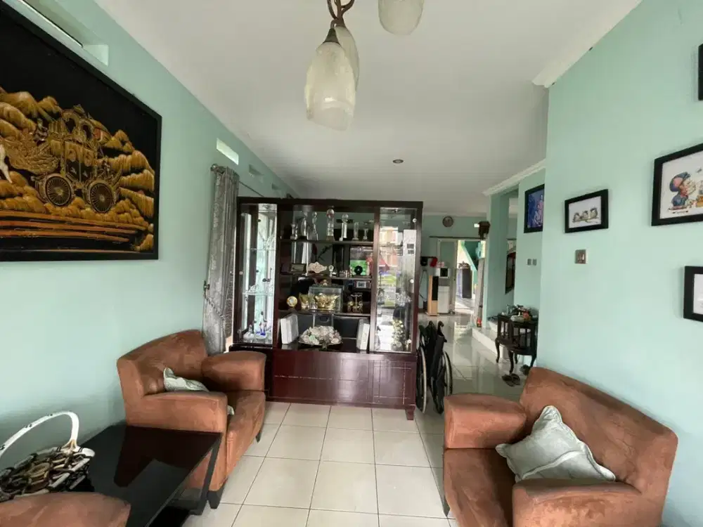 Dijual Rumah di Kota Baru Parahyangan Semi Furnished Hook