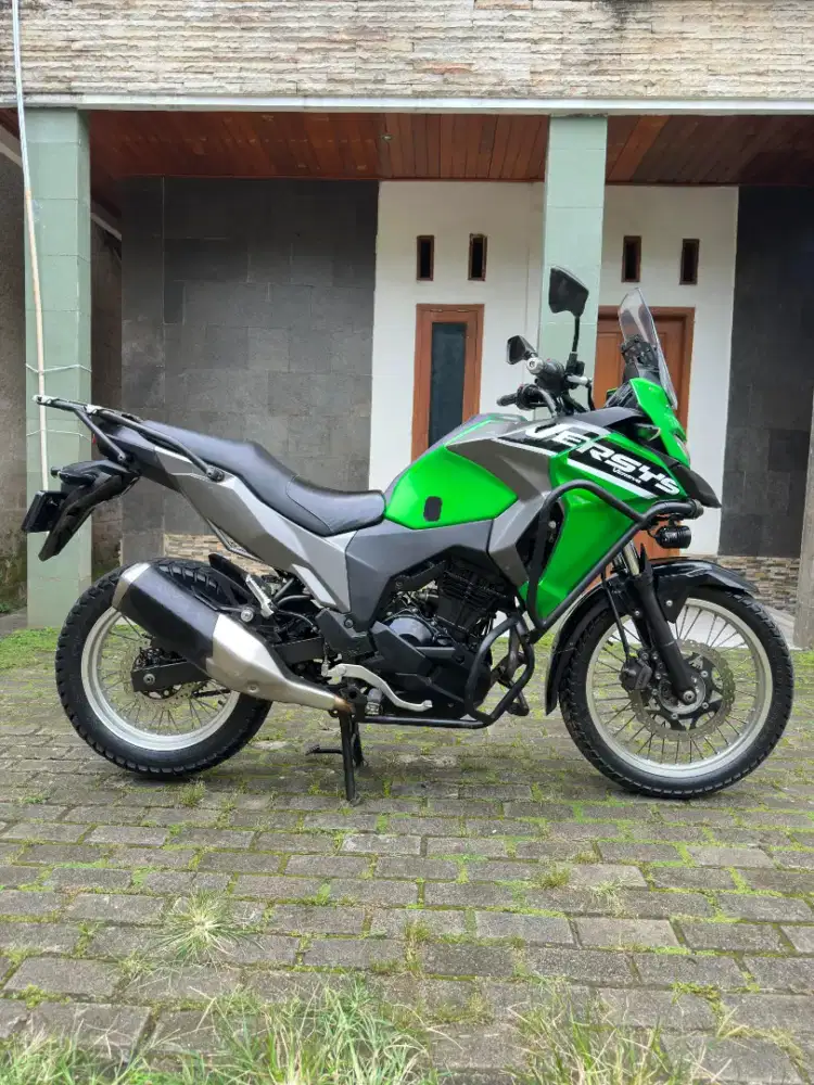 Versys x 2017 bonus paket touring siap minggat