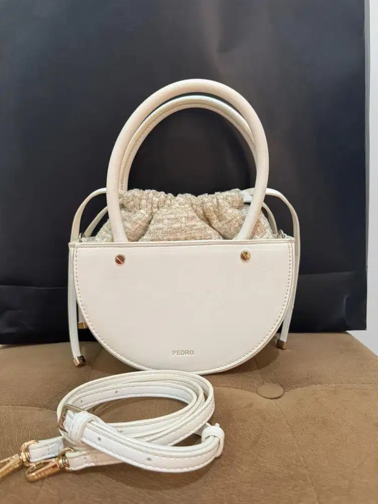 Pedro mini bag size 18 with long srap