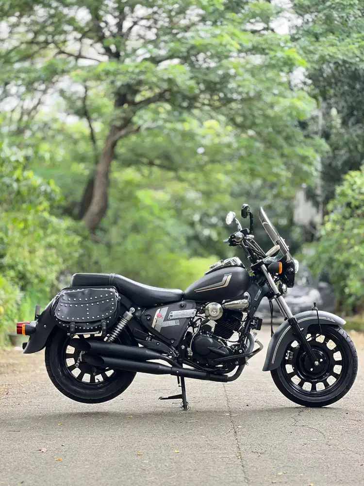 BENELLI MOTOBI 200 EFI 2022 HITAM KM 2K SUPER MULUS