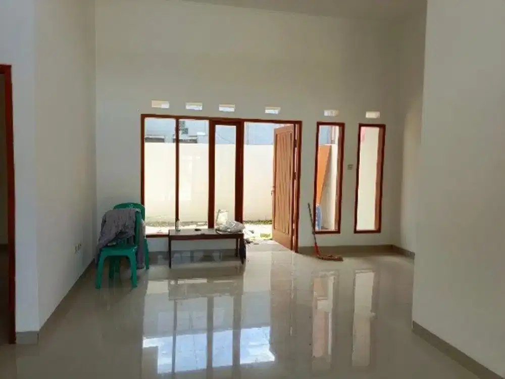 Rumah siap huni lokasi strategis dalam cluster Ciganitri, Bojongsoang Ref.05266