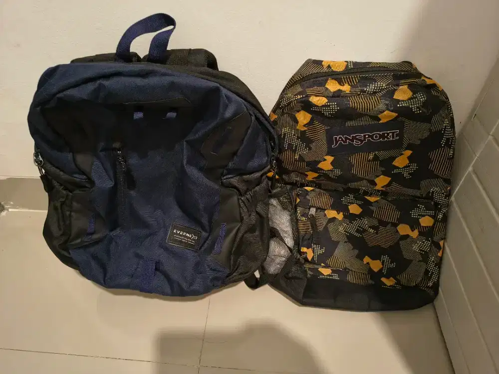 Tas evernext dan tas jansport