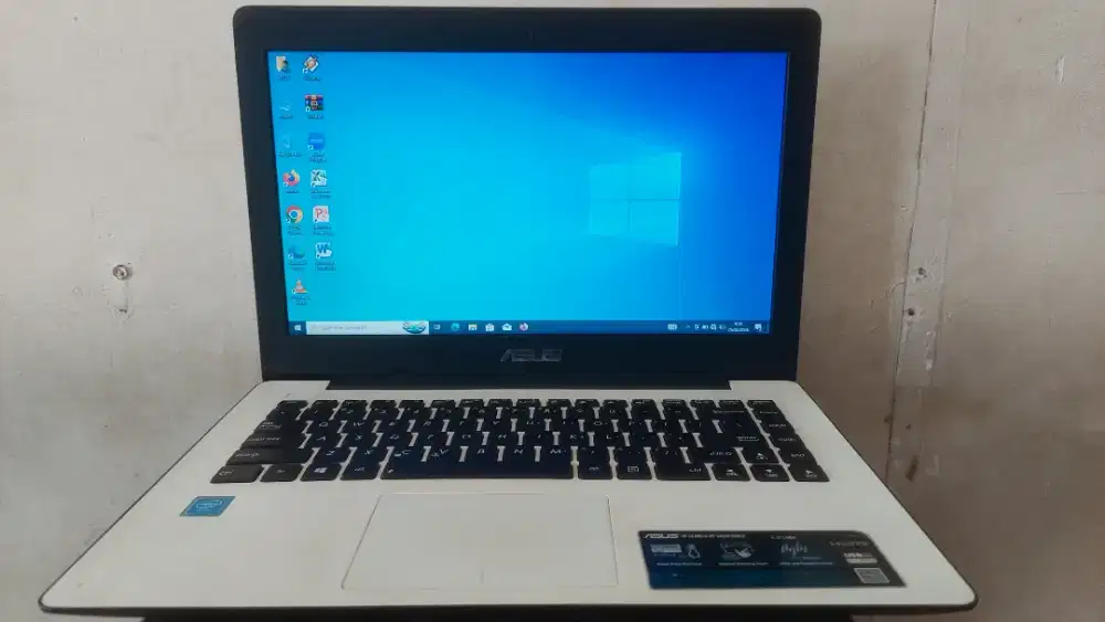 JUAL LAPTOP ASUS X453MA INTEL N2840 RAM2GB HDD500GB BERGARANSI