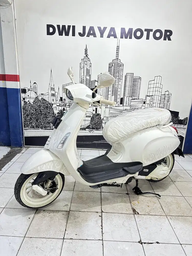 KM 0 || VESPA SPRINT 2022 FULL ORISINIL BERGARANSI DP HANYA 20 JT