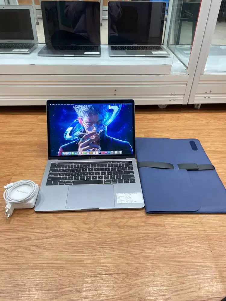 Macbook Pro Retina 13 2019, Garansi 2bulan