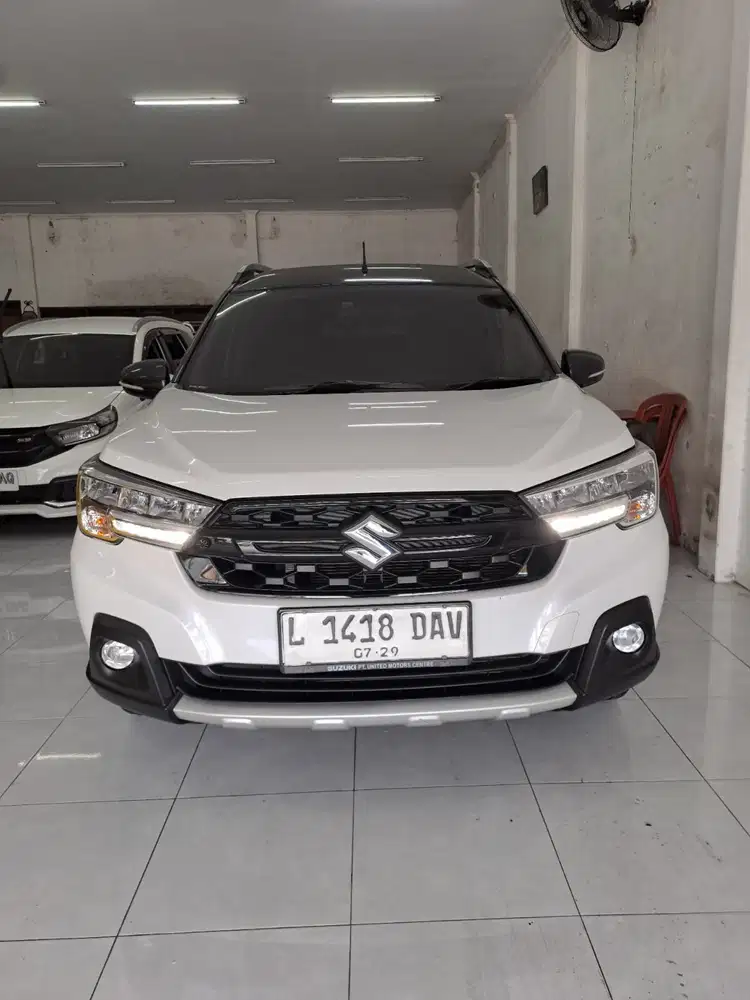 Suzuki XL7 ALPHA HYBRID TWO TONE MANUAL TH 2024 Bensin