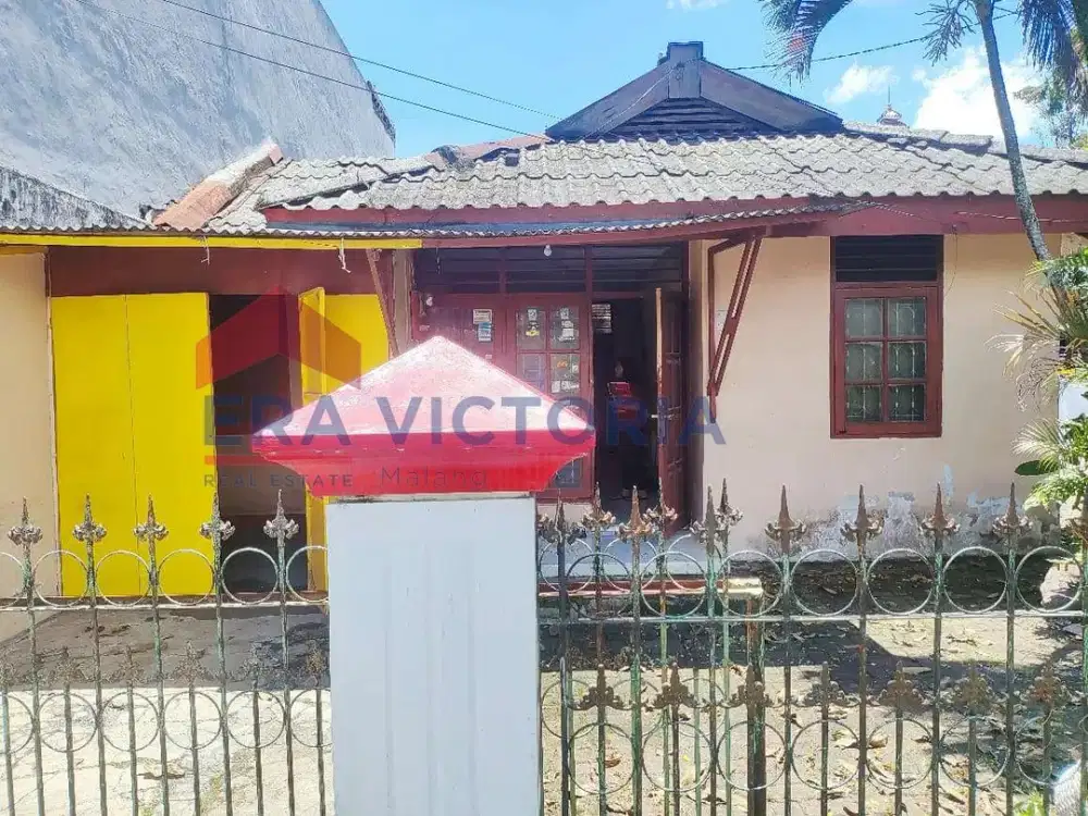 Rumah Hitung Tanah Lokasi Ramai Dekat SMK Telkom Cocok untuk Kos-kosan