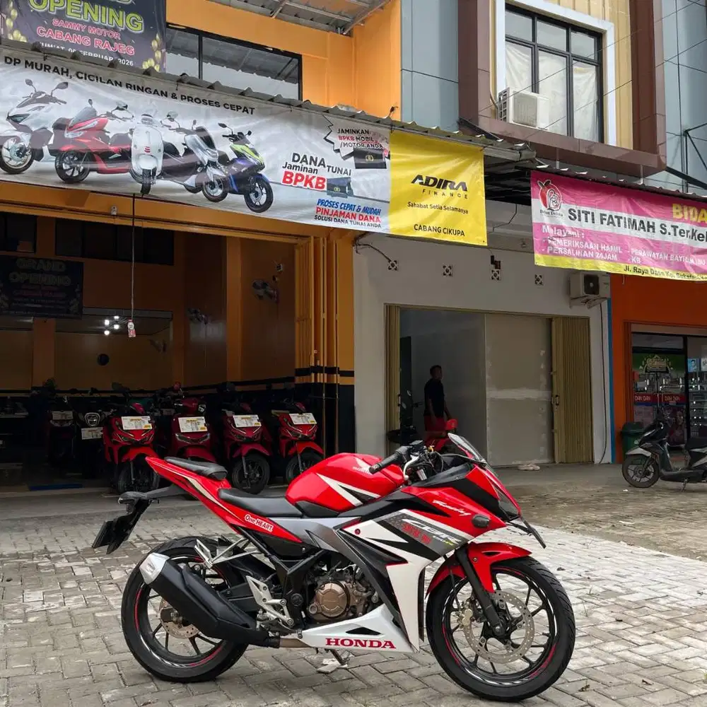 HONDA CBR 150 R NEW LED TAHUN 2018 LIKE NEW
