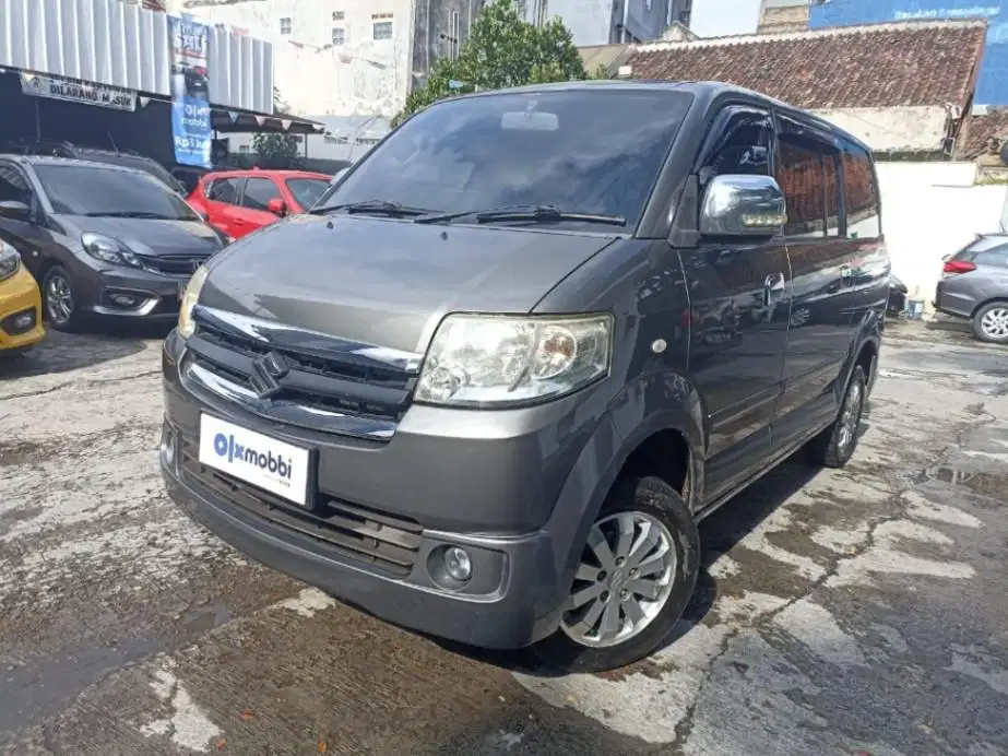 LOW DP Suzuki APV 1.5 Deluxe Bensin-AT 2010 8IO