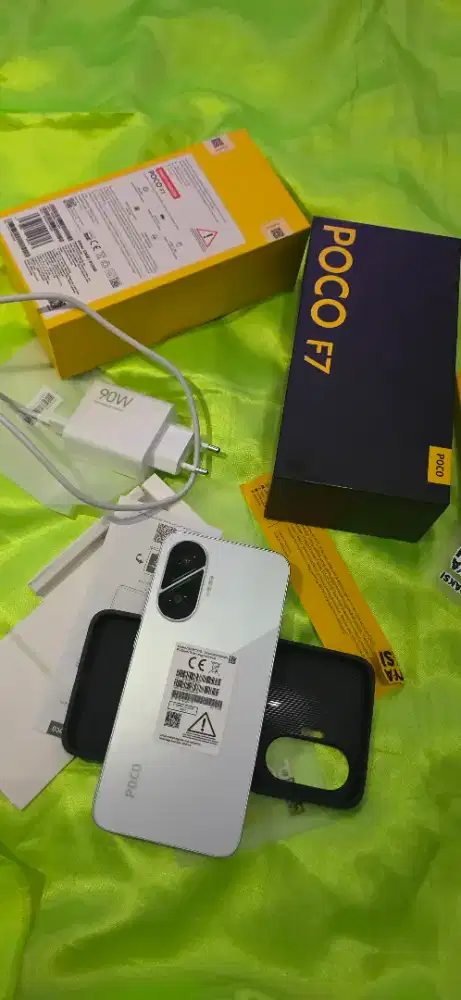 FULLSET POCO F7 ram 12/512 GB