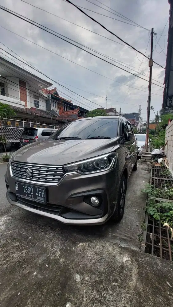 ERTIGA 2021 ABU ABU METALIK