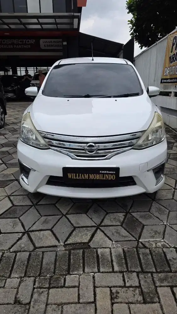 Nissan grand Livina 1.5 XV matic tahun 2016