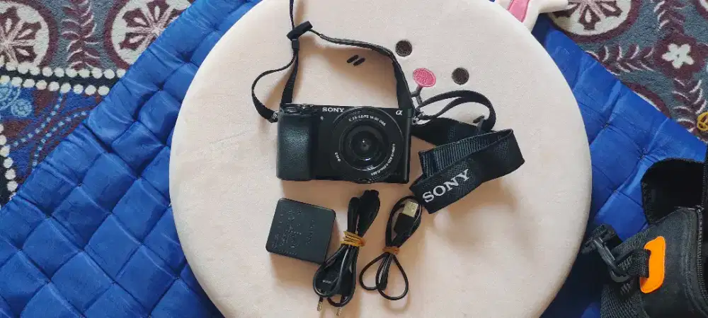 KAMERA MIROLES SONY A6000