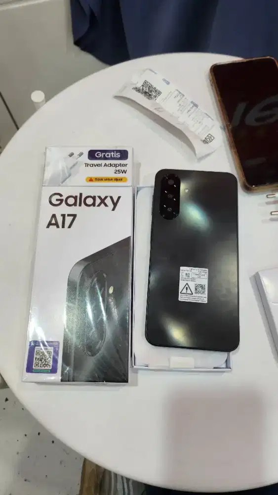 Samsung A17 lte 8/128