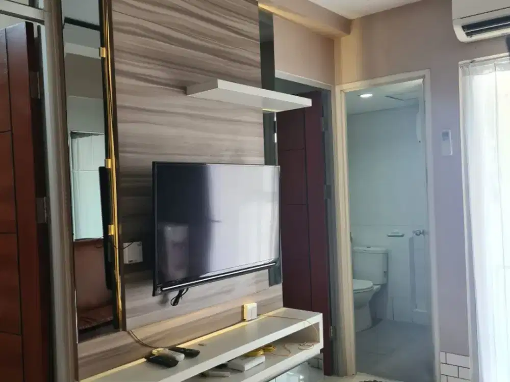 Apartemen Gunawangsa Tidar Tower A LT 39 View Pool atau Perkotaan