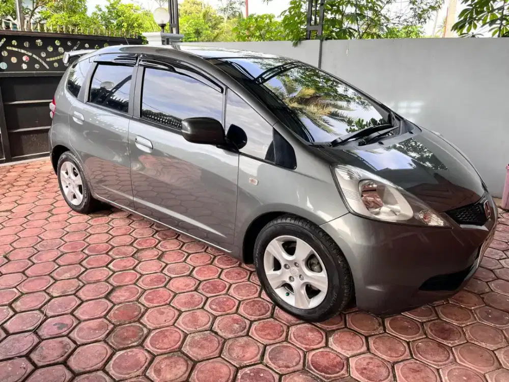 Honda Jazz S Automatic Antik