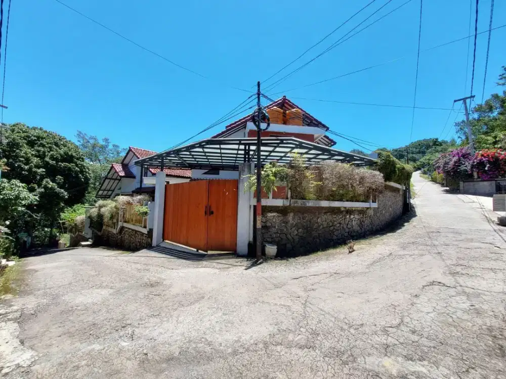 Rumah Mewah Murah 2 Lantai SHM siap huni di Dago Pakar Timur, Kota Bandung