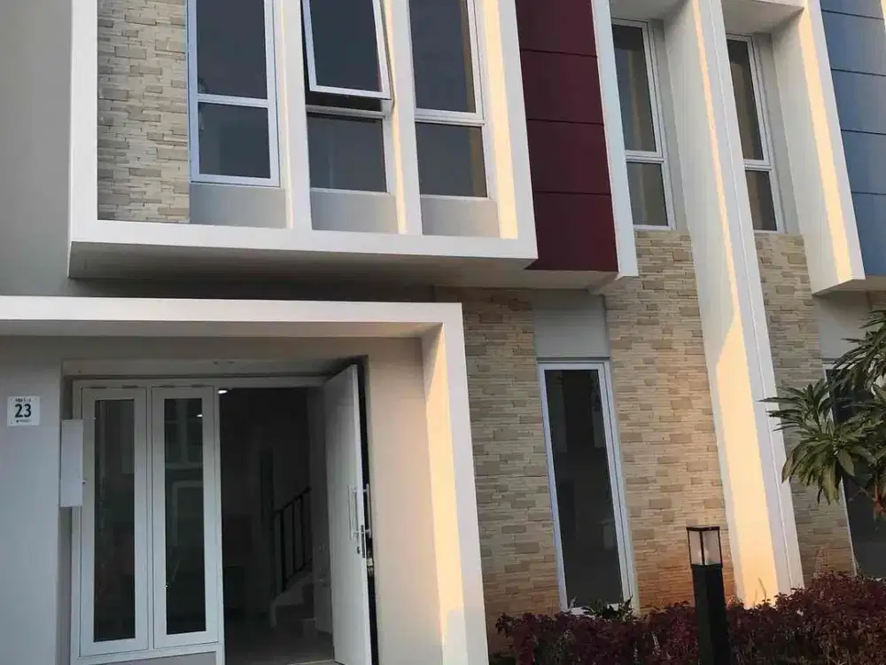 RUMAH 2 LANTAI DISYMPHONIA VERDI