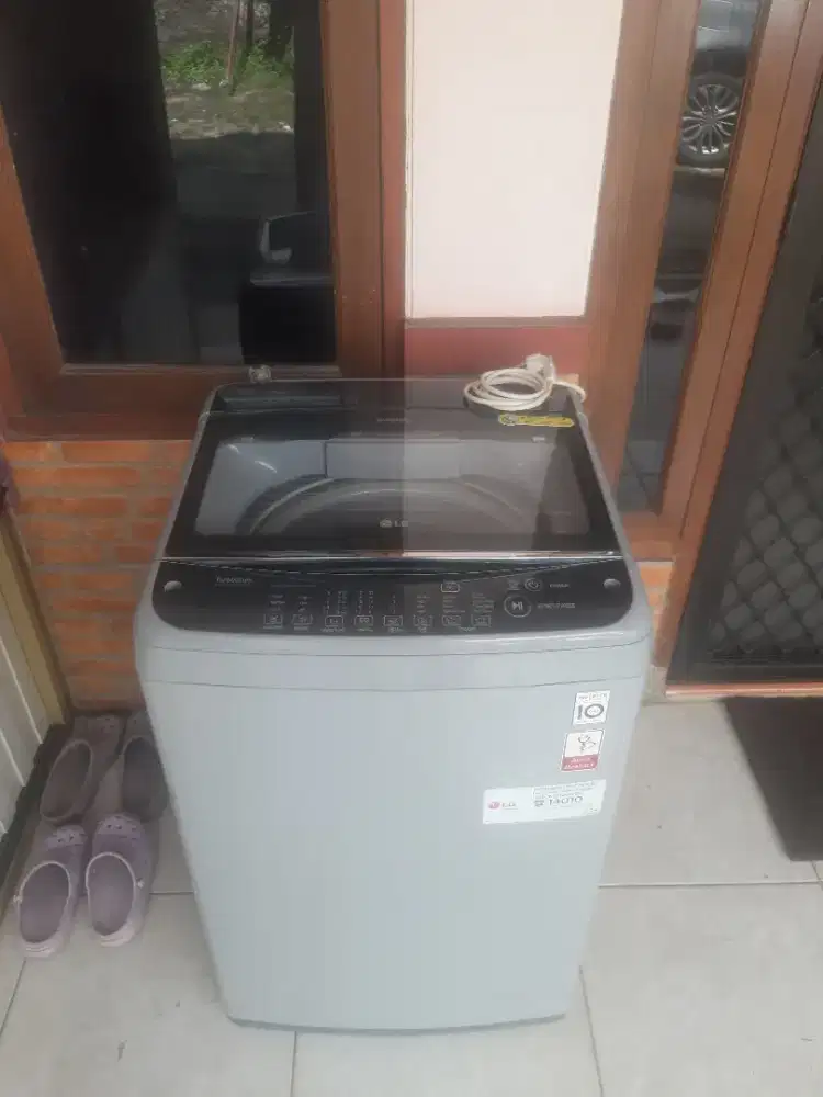 Mesin Cuci Bekas LG Inverter