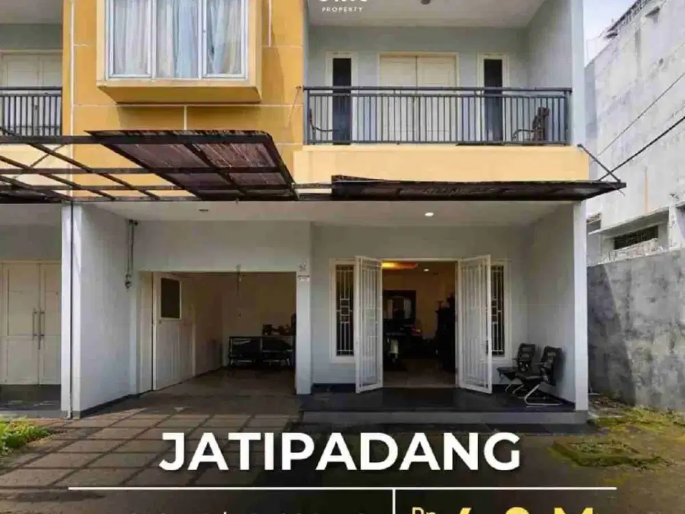 Rumah Dalam Townhouse di Jatipadang Jakarta Selatan