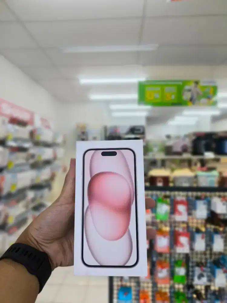 Cicilan iPhone 15 pink