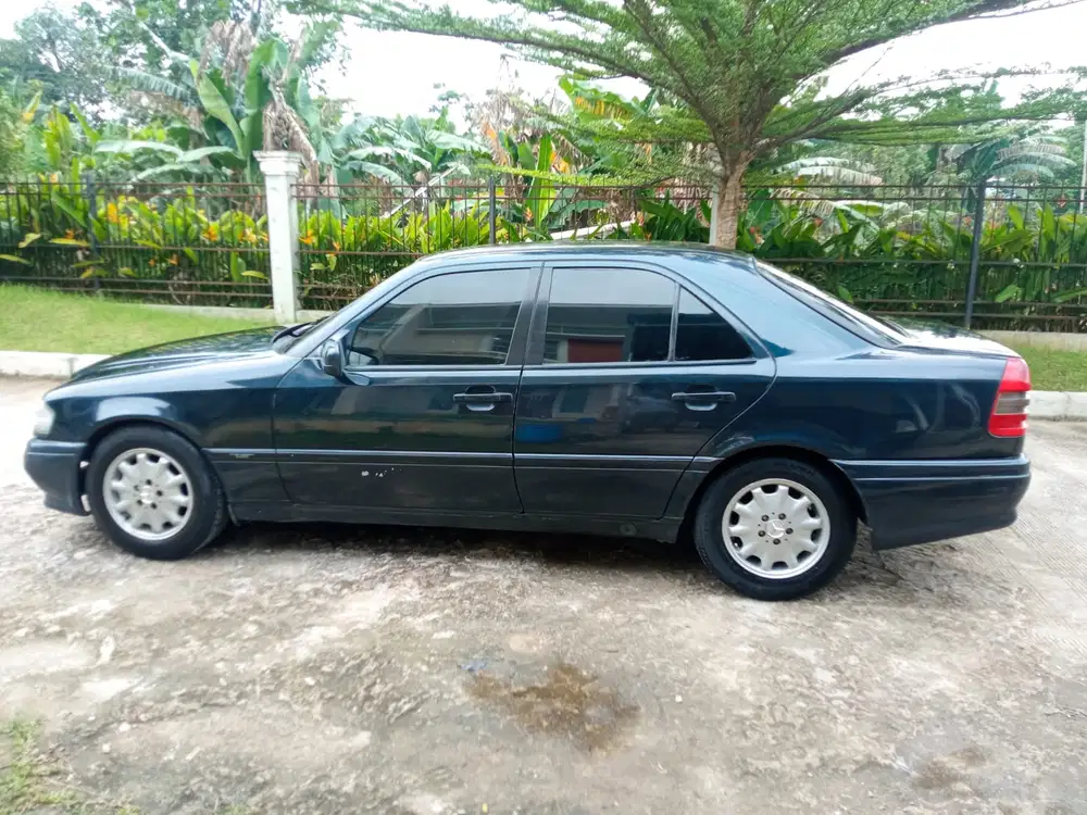Mercedes-Benz mercy C180 MT th 1997 panjang panjang ac dingin