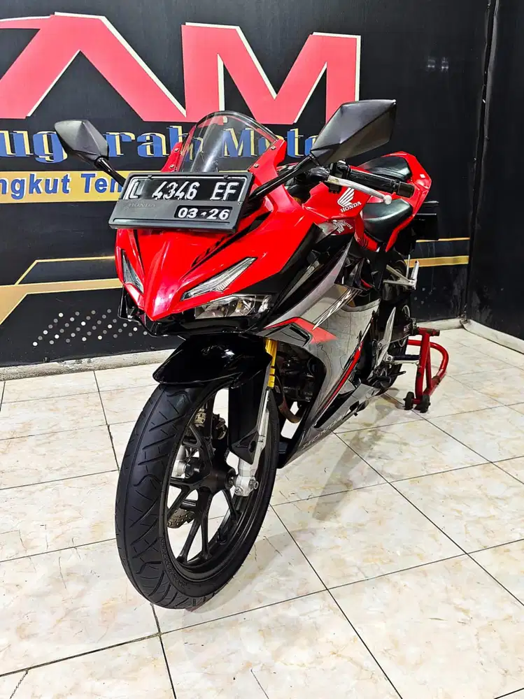 Honda New CBR150R FI USD TH 2021 Odo 14rb gas riding