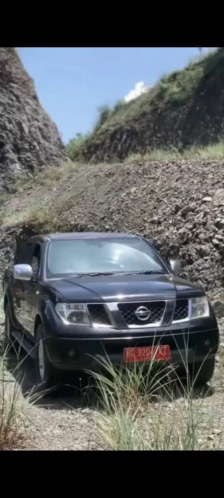 Nissan Navara Tahun 2009