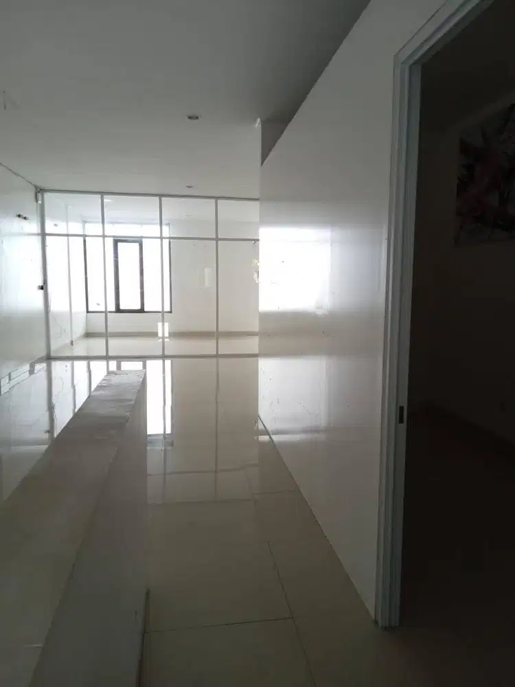 Dijual Ruko 3 Lantai Siap Pakai di Transmart Buahbatu Bandung