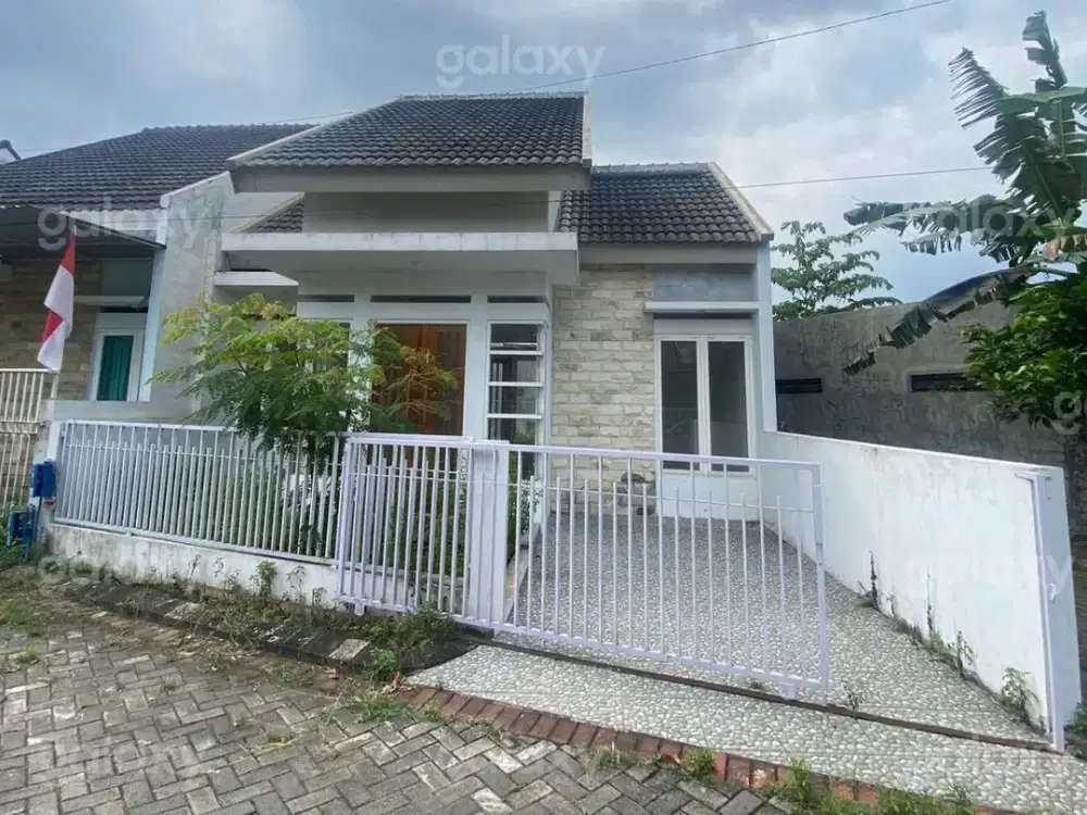 Rumah Bagus Minimalis Perumahan Lowokwaru Malang GMK03891