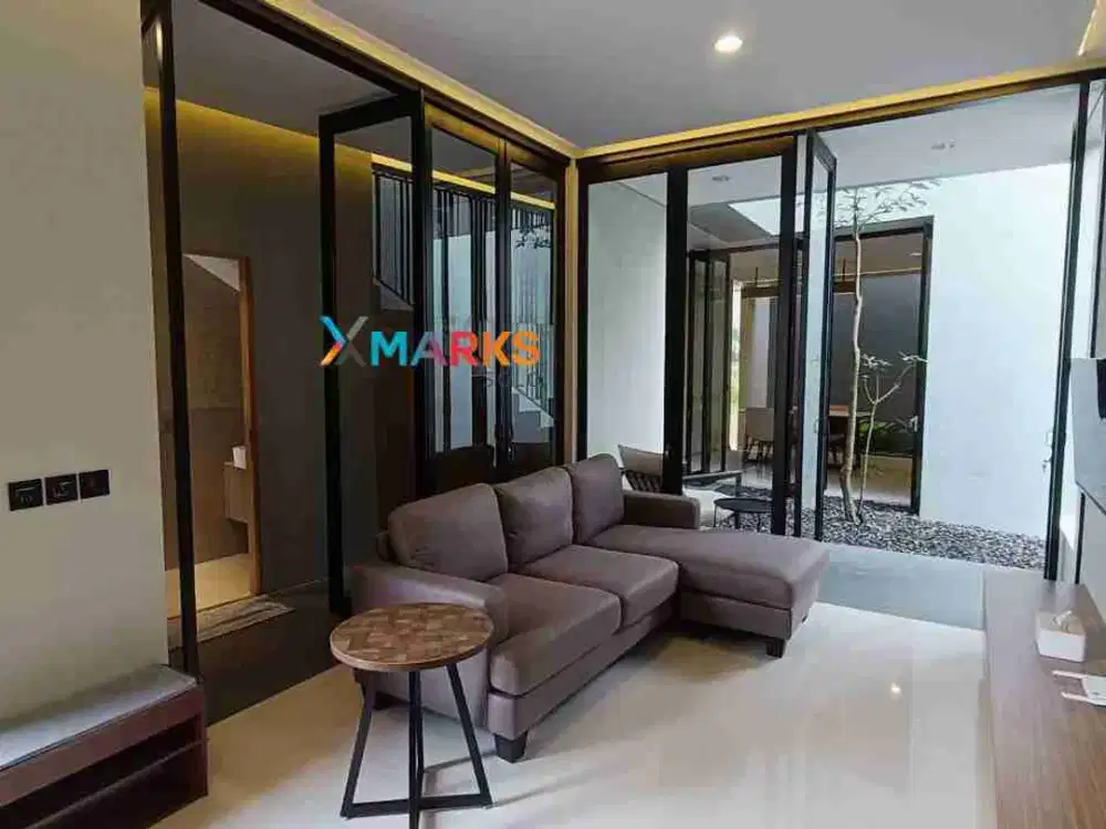 Dijual Rumah Baru Full Furnished design arsitek level Nasional area Solo Baru, selangkah saja dari Pakuwon Mall