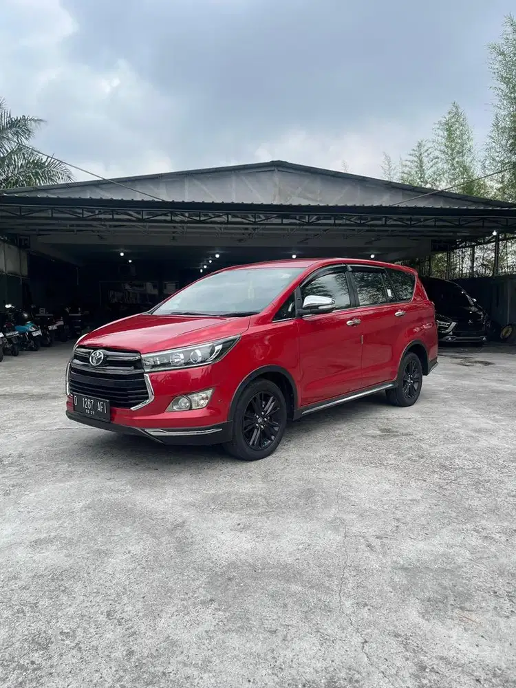 Venturre 2.4 DieseL 2017 ManuaL Km 84 Ribu  Servis Ricord