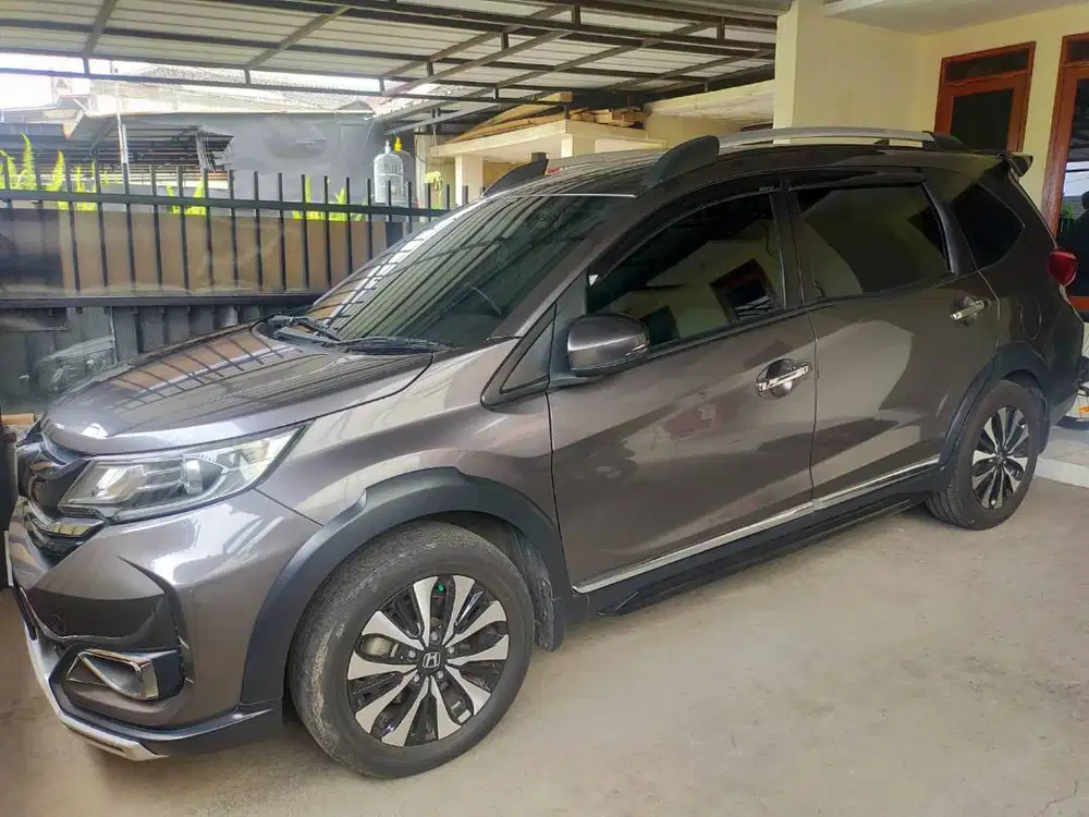 HONDA BR-V E PRESTIGE