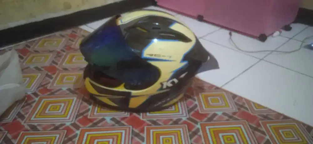 Jual helm kyt Rc 7  size XL