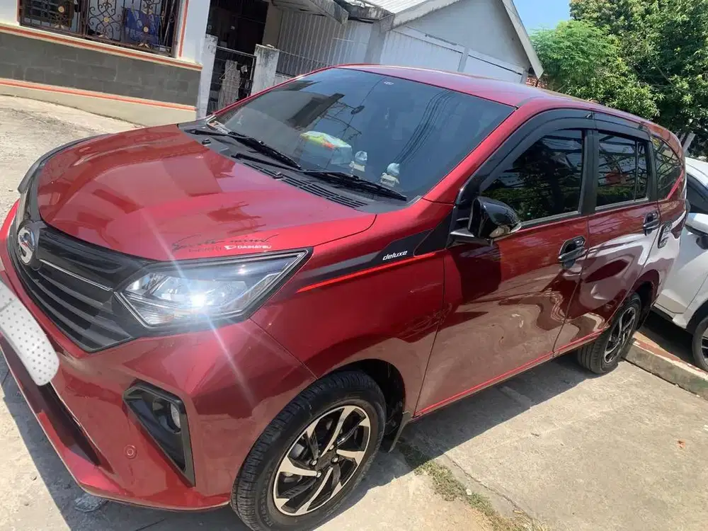 Mobil Sigra R Deluxe 2023 Akhir