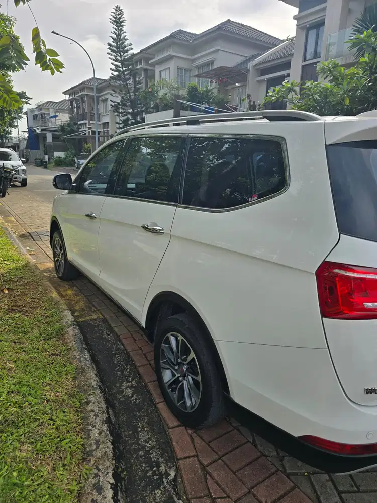 Wuling Cortez 2018 Bensin