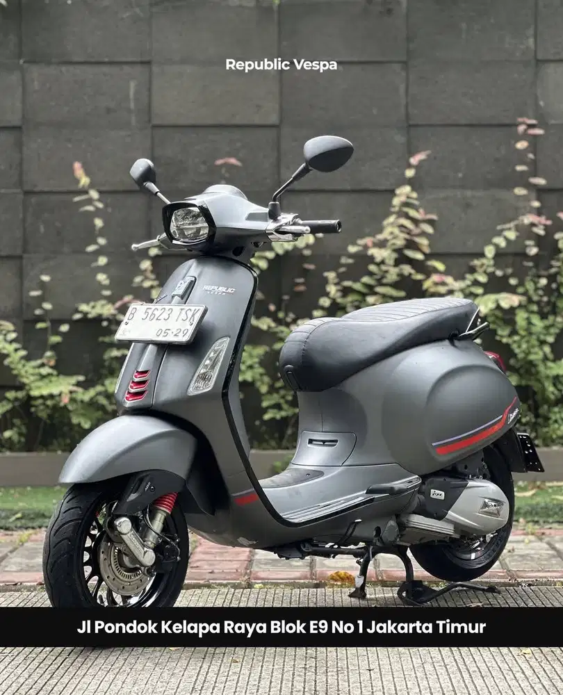 TERMURAH PIAGGIO VESPA SPRINT S150 IGET LED ABS TH 2023 WARNA GREY