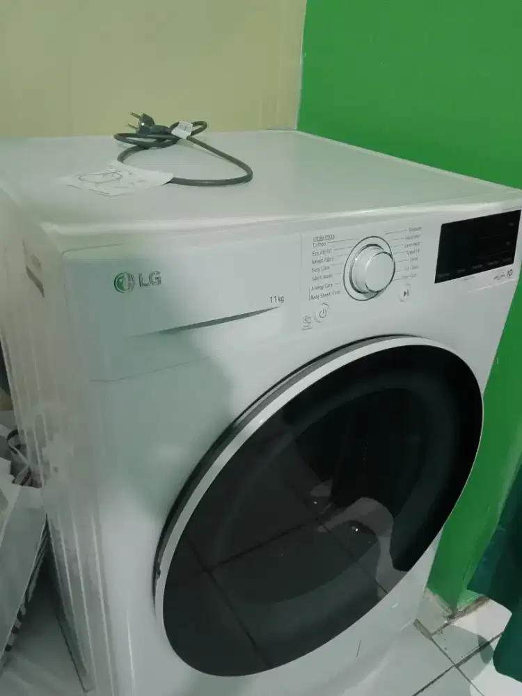 Mesin Cuci Front Loading STPW 11 Kilogram