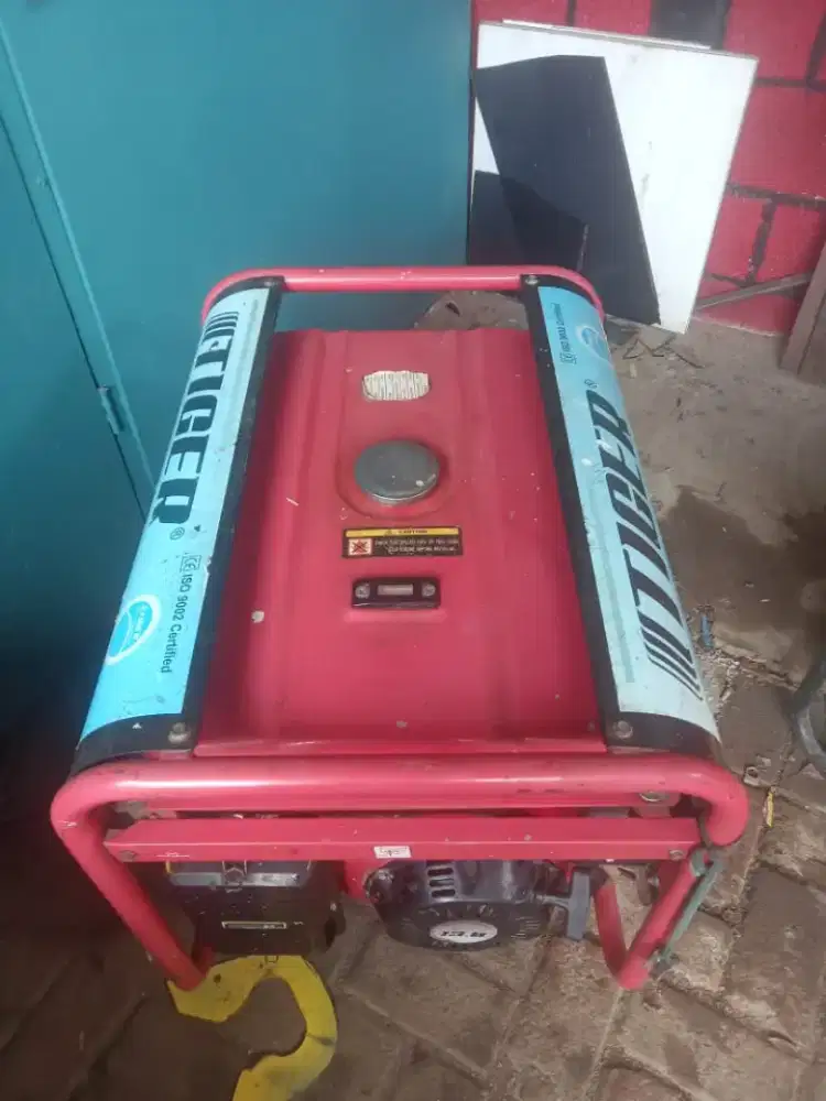 Mesin giling 1 ton stemper kuda pemadatan tanah