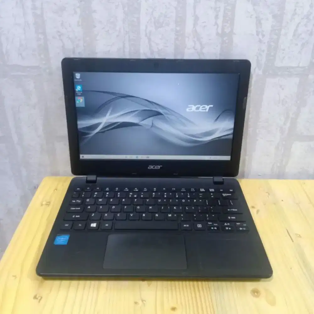 acer ES1-11 CELLERON 4/128GB