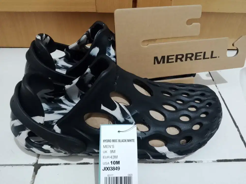 sandal merrell hydro moc