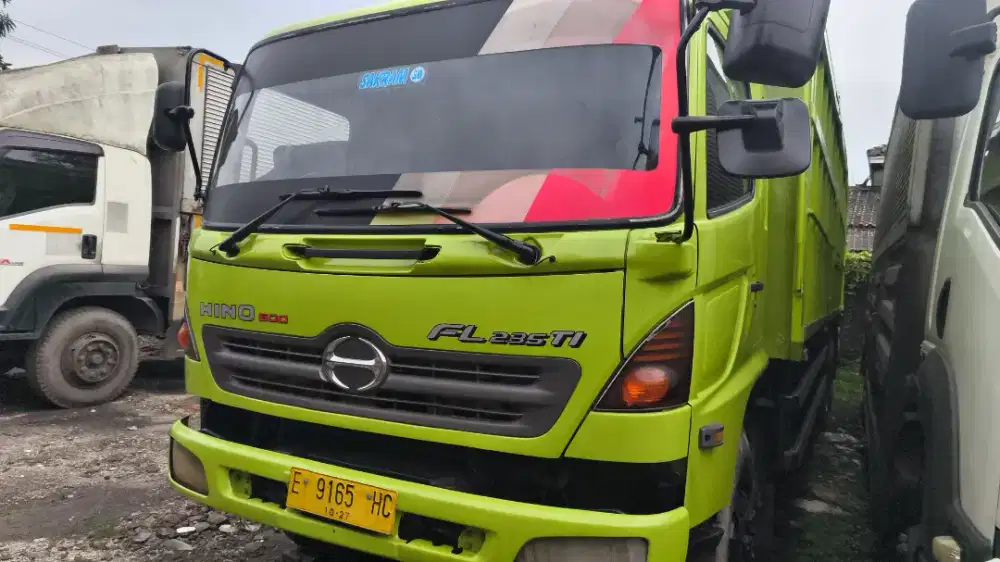 HINO LOHAN FL 235 JW BAK ( TRONTON 6×2 )