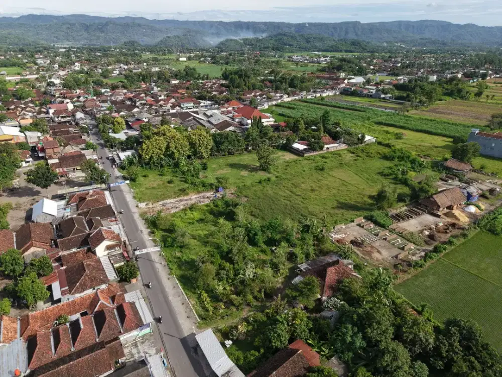 Tanah Banguntapan Strategis , Timur Terminal Giwangan