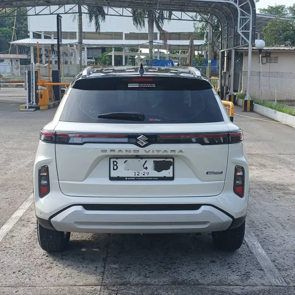 Jual Suzuki Grand Vitara seperti baru