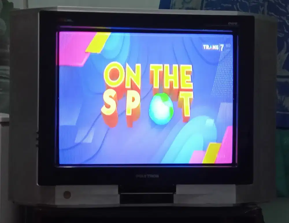 Dijual TV tabung flat polytron 21 inch