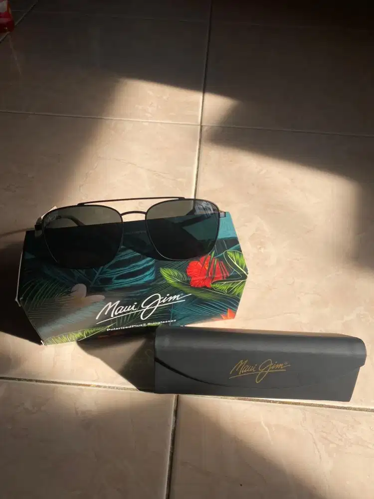 Kacamata Maui Jim