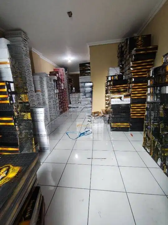 Dijual 2 Ruko Rendeng di Jl Dulatip Bandung Lokasi Ramai Strategis